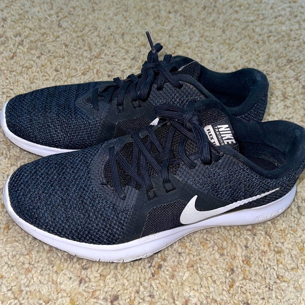 🖤NIKE TRAINING FLEX TR 8